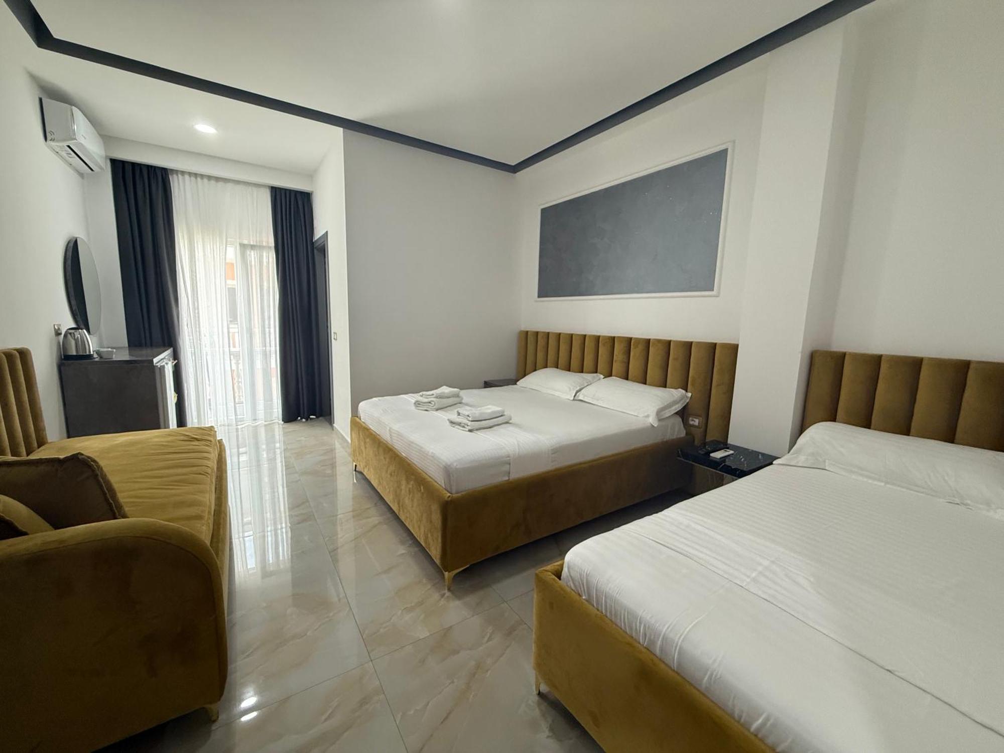 Hotel Leodori 1 Shëngjin 외부 사진