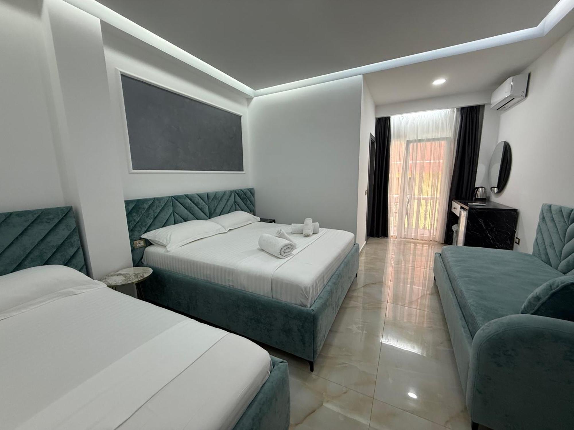 Hotel Leodori 1 Shëngjin 외부 사진