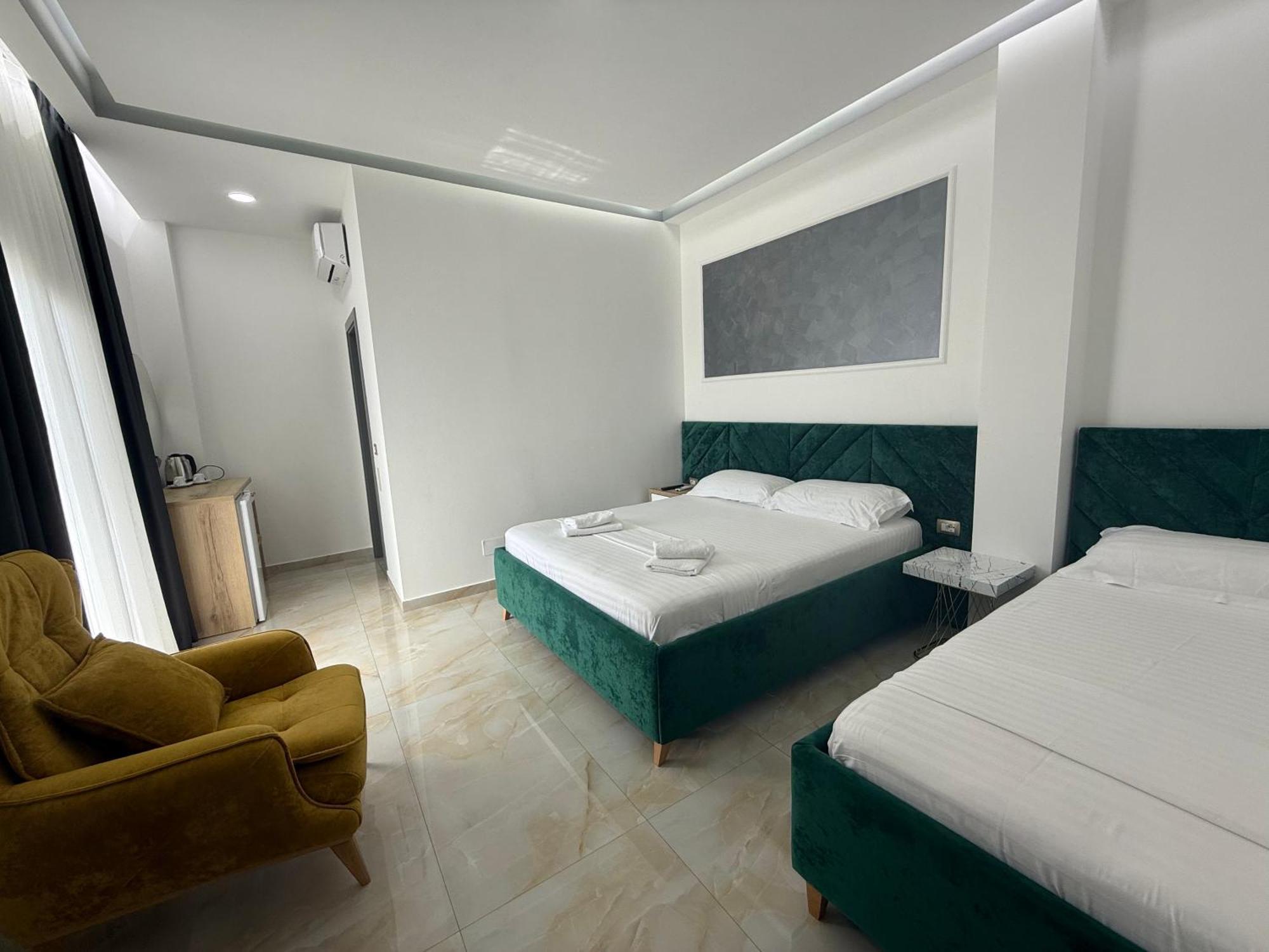 Hotel Leodori 1 Shëngjin 외부 사진